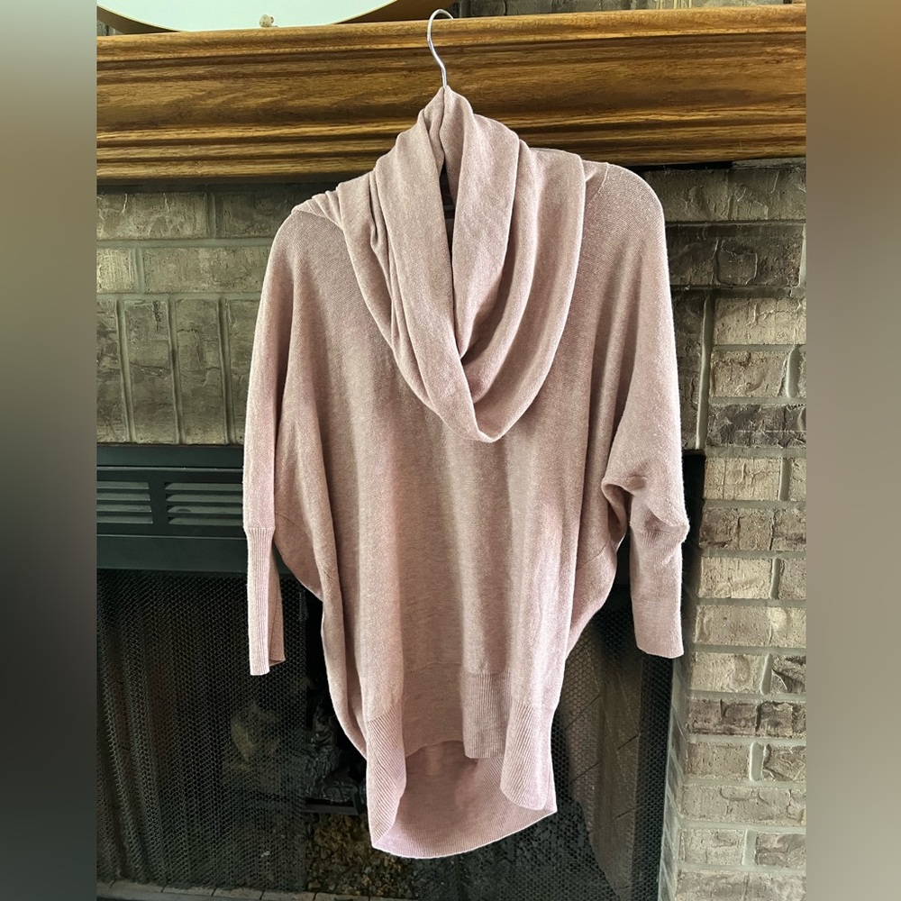 Women’s sweater dusty pink cowl neck - Size S